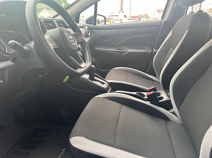 2025 Nissan Versa