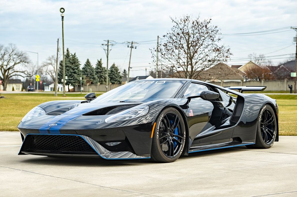 2019 Ford GT null image 0