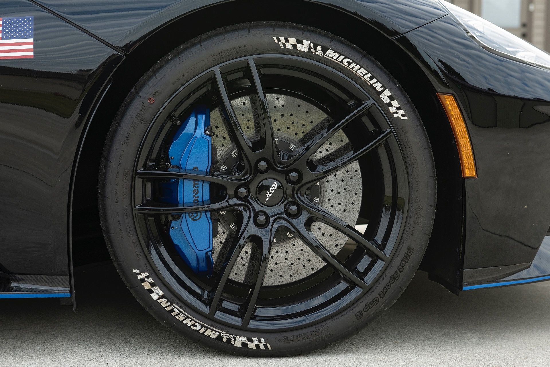 2019 Ford GT null image 42
