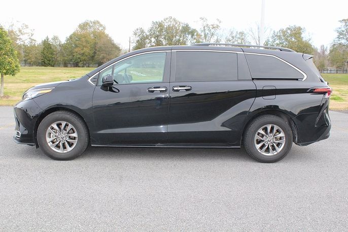 2023 Toyota Sienna