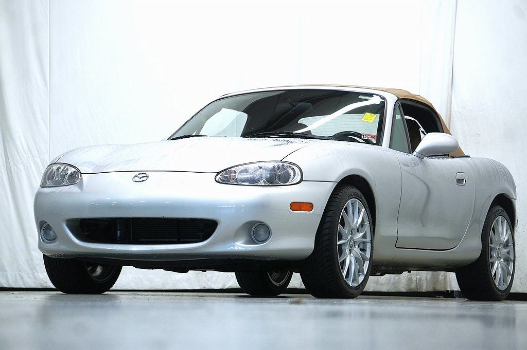 2001 Mazda Miata Base image 4
