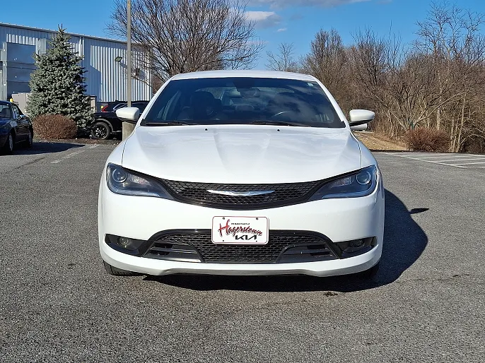 2016 Chrysler 200
