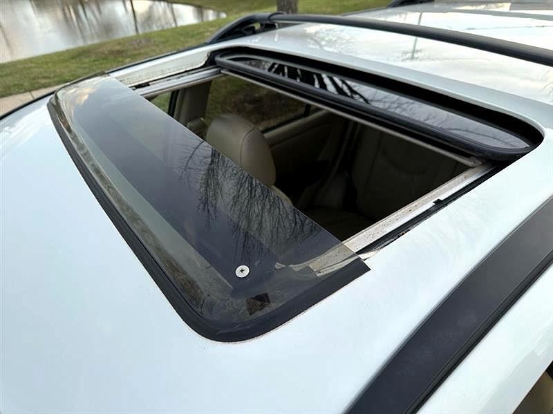 2002 Lexus RX 300 image 5