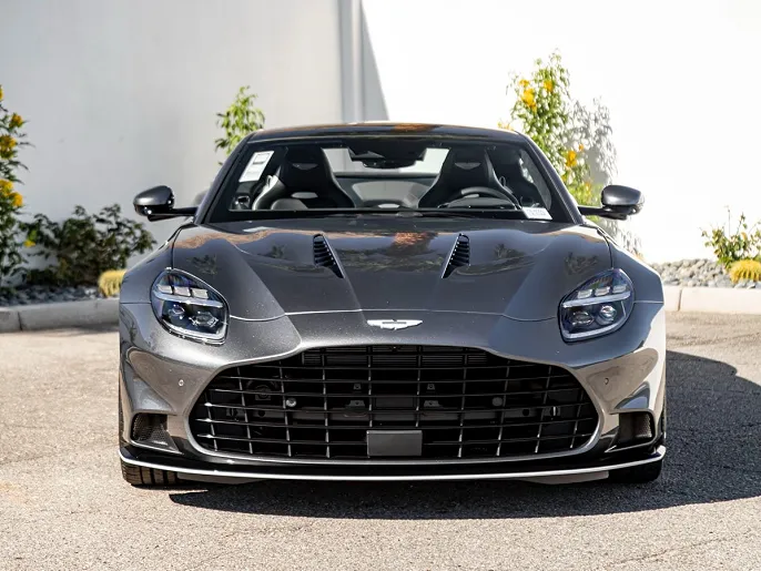 2025 Aston Martin Vanquish