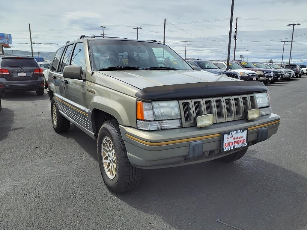 1995 Jeep Grand Cherokee Limited Edition image 2