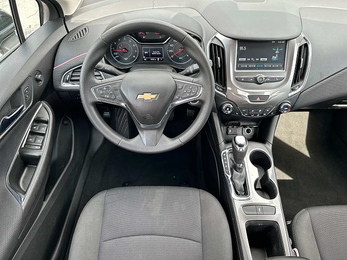 2017 Chevrolet Cruze