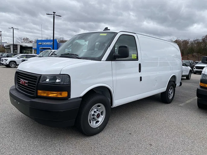 2025 GMC Savana