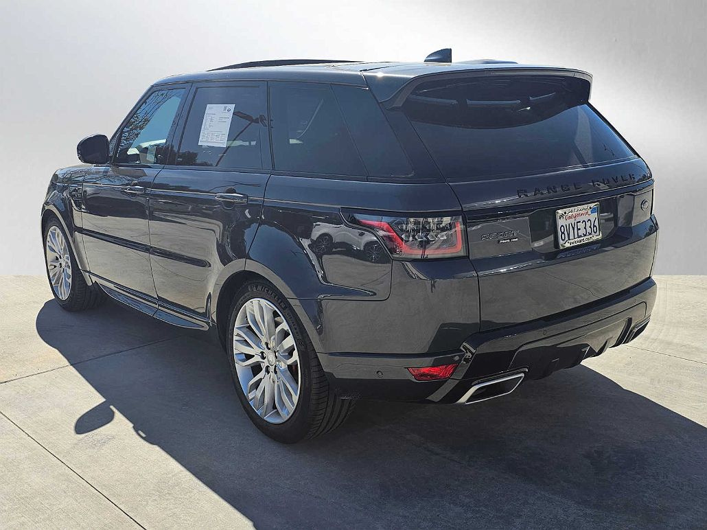 2021 Land Rover Range Rover Sport HSE Dynamic image 2