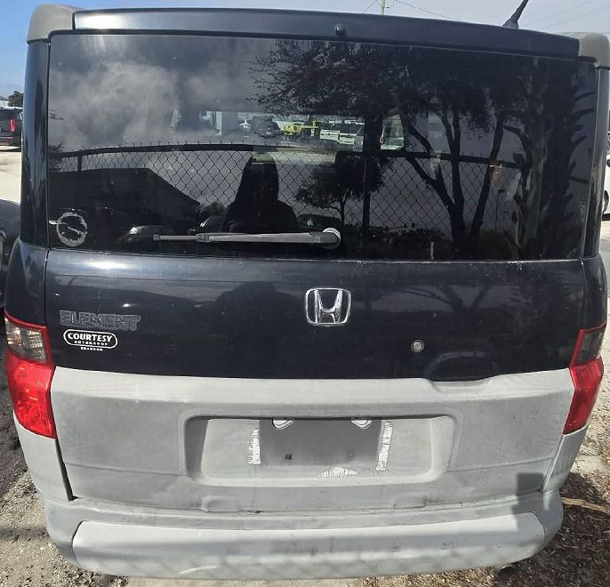 2005 Honda Element
