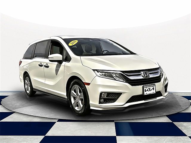 2018 Honda Odyssey EX image 0