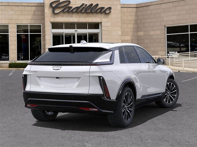 2025 Cadillac Lyriq