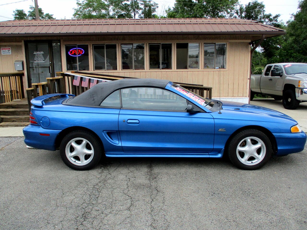 1995 Ford Mustang GT image 17
