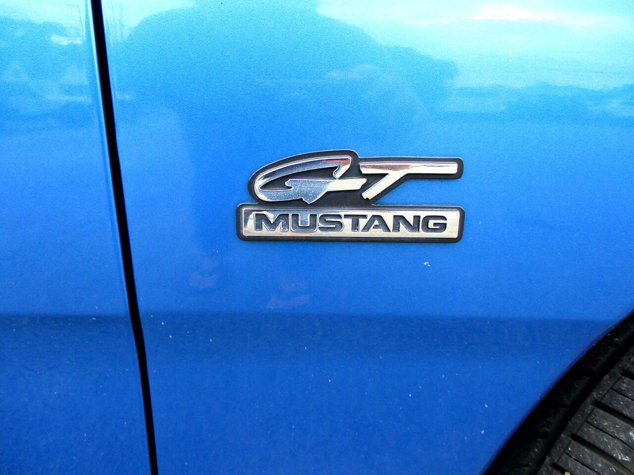 1995 Ford Mustang GT image 7