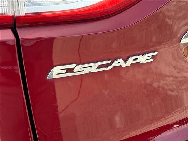 2014 Ford Escape Titanium image 2
