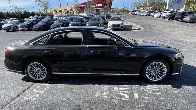 2020 Audi A8 L image 3