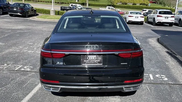 2020 Audi A8 L image 5
