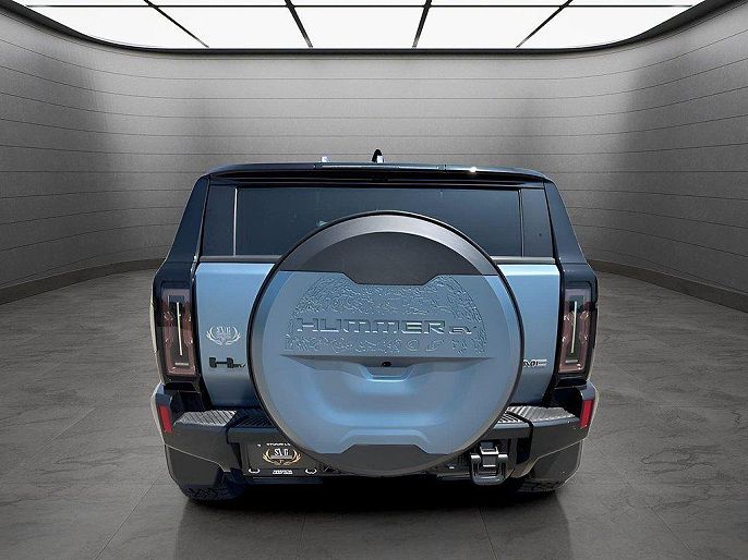 2024 GMC Hummer EV