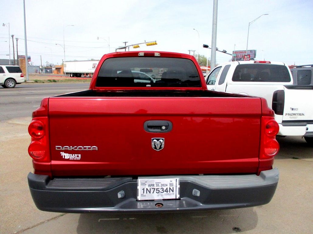 2007 Dodge Dakota ST image 2