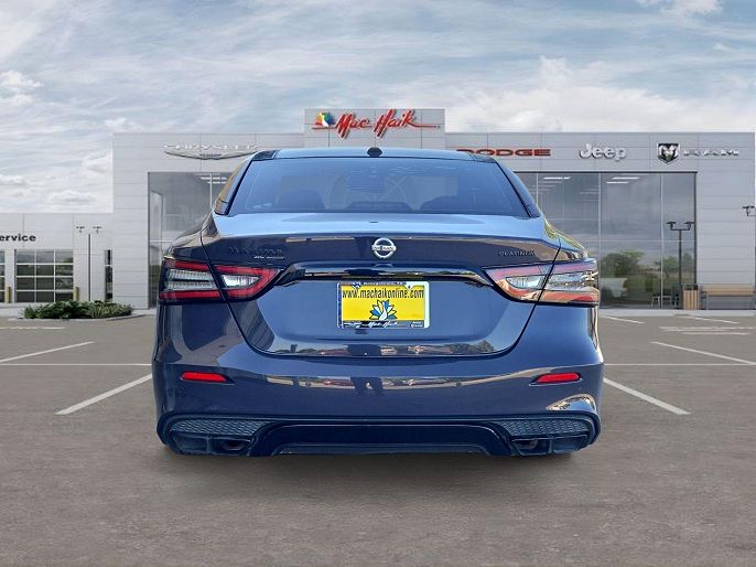 2021 Nissan Maxima