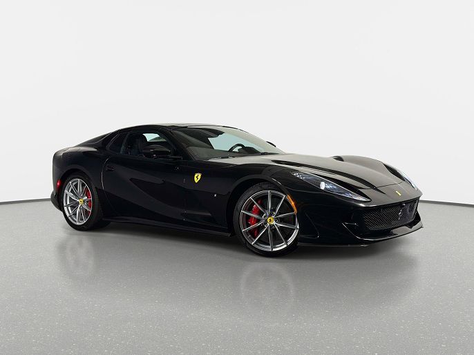 2021 Ferrari 812 GTS