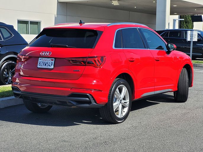 2022 Audi Q3