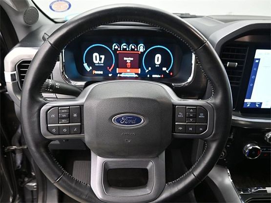 2023 Ford F-150 Lariat photo 10