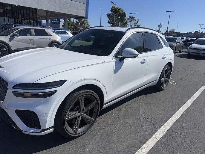 2023 Genesis GV70