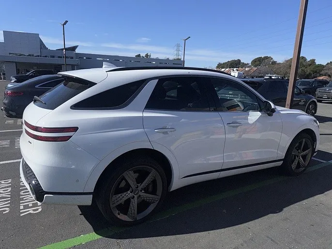 2023 Genesis GV70