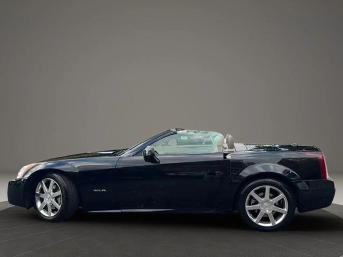 2004 Cadillac XLR