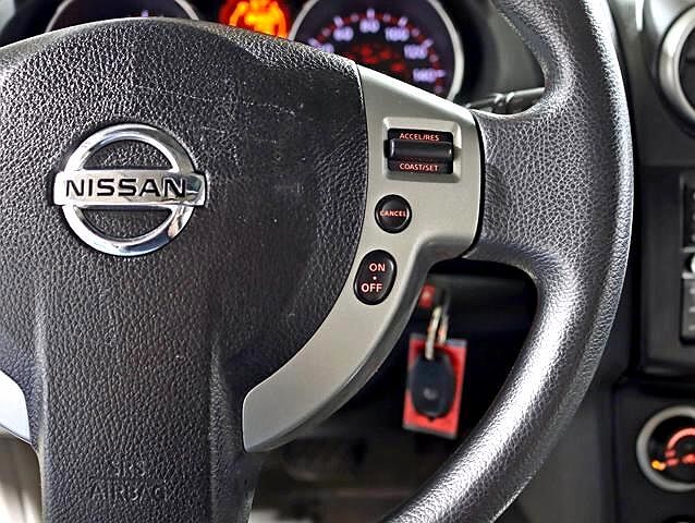 2009 Nissan Rogue S image 16