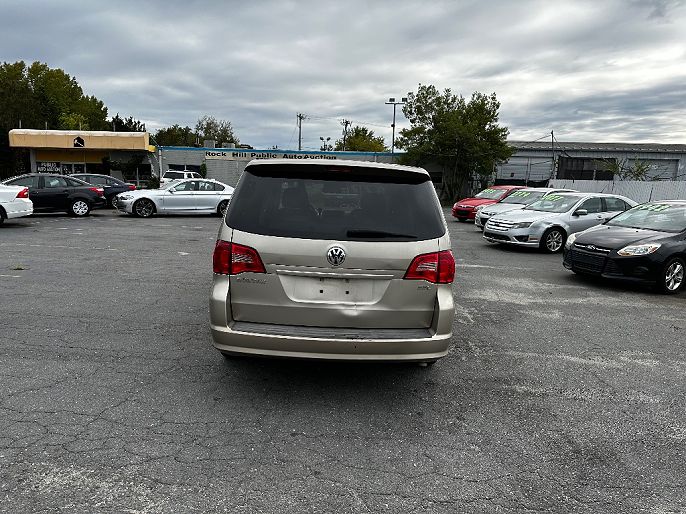2009 Volkswagen Routan
