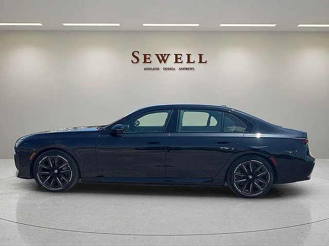 2025 BMW i7