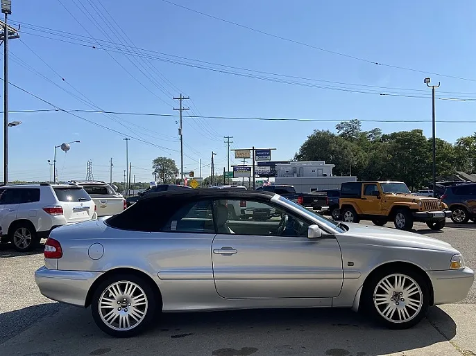 2004 Volvo C70