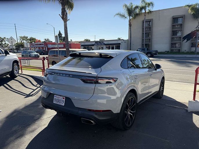 2022 Porsche Cayenne