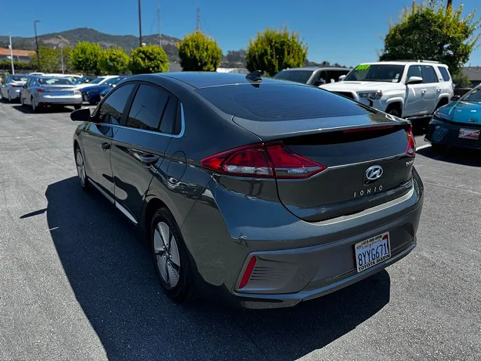 2022 Hyundai Ioniq
