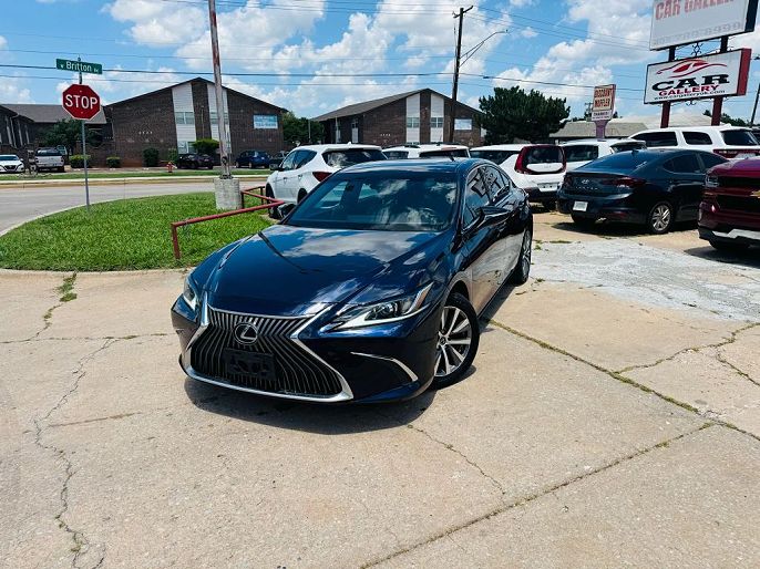 2021 Lexus ES