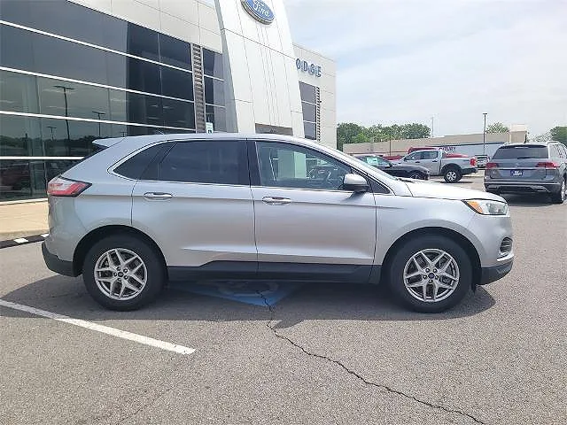 2022 Ford Edge