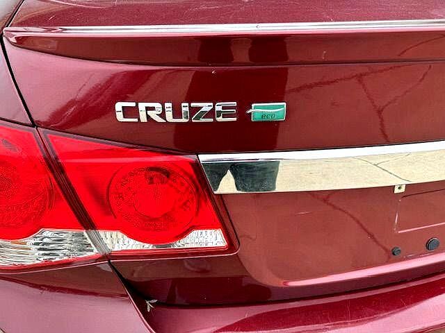 2016 Chevrolet Cruze Eco image 1