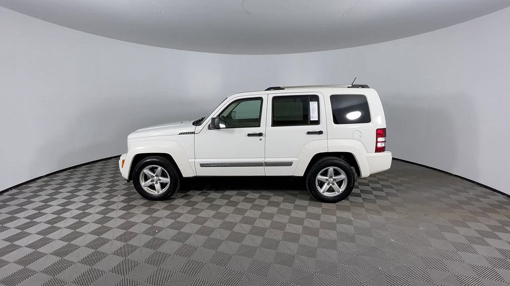 2010 Jeep Liberty Limited Edition image 4