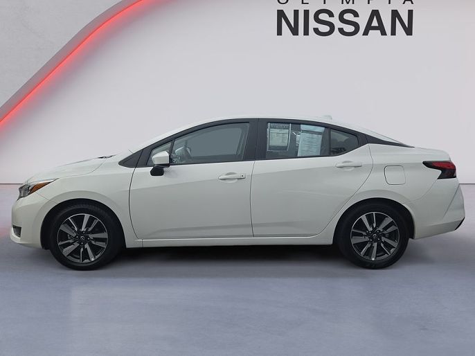 2025 Nissan Versa