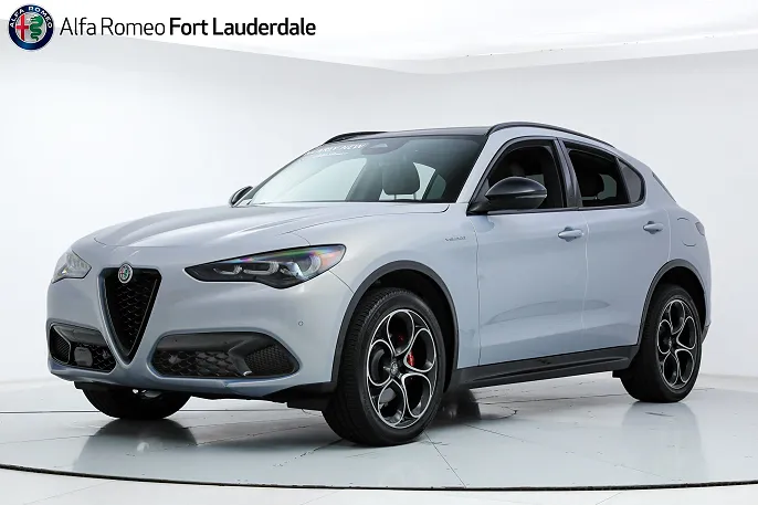 2025 Alfa Romeo Stelvio