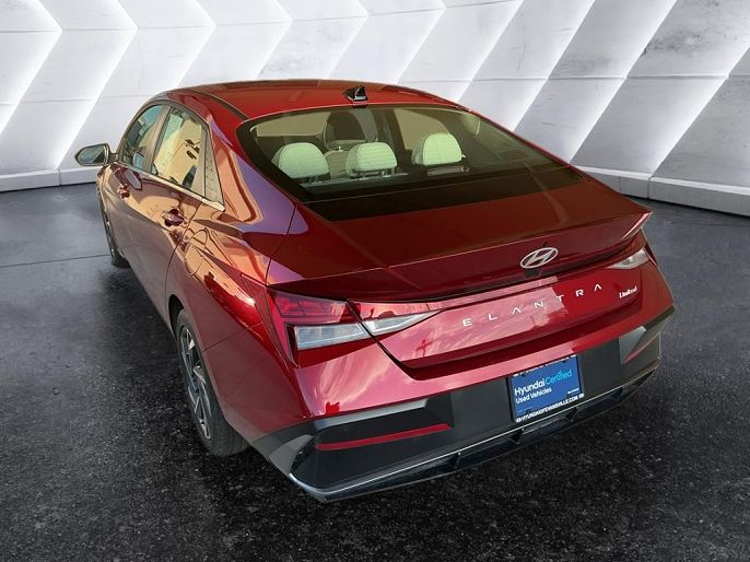 2025 Hyundai Elantra