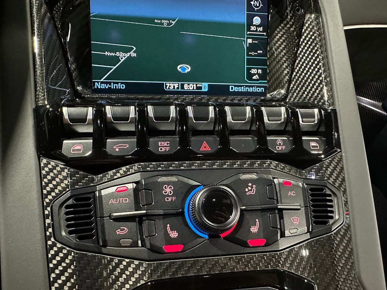 2019 Lamborghini Aventador SVJ image 26