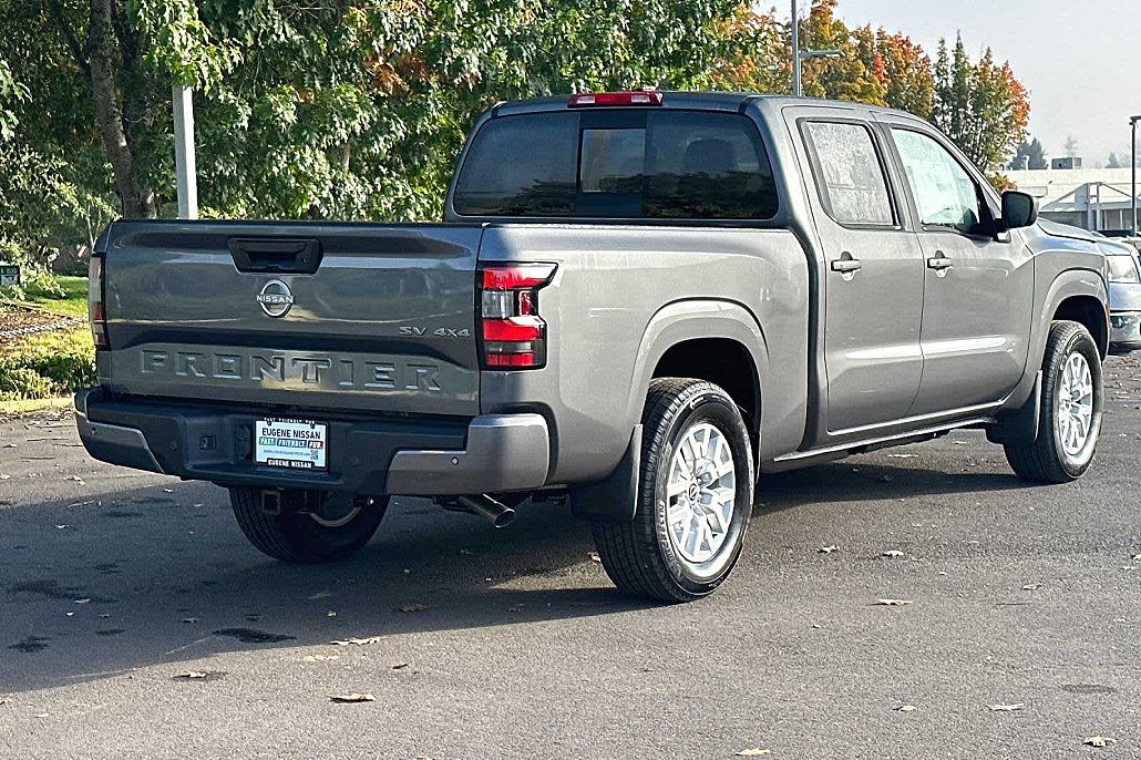 2023 Nissan Frontier SV image 1
