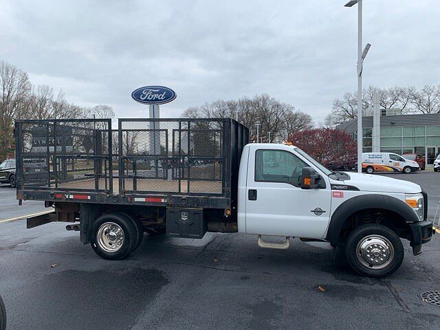 2014 Ford F-550 null image 11