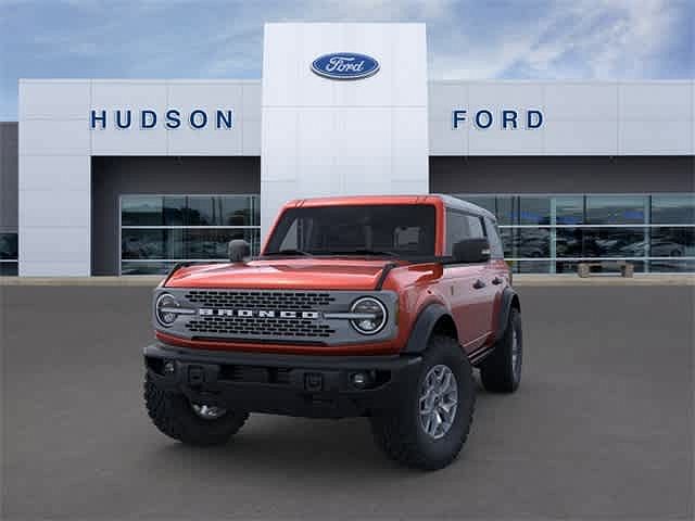 2023 Ford Bronco Badlands image 1