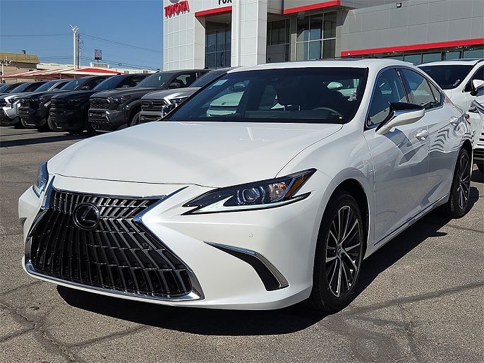 2025 Lexus ES