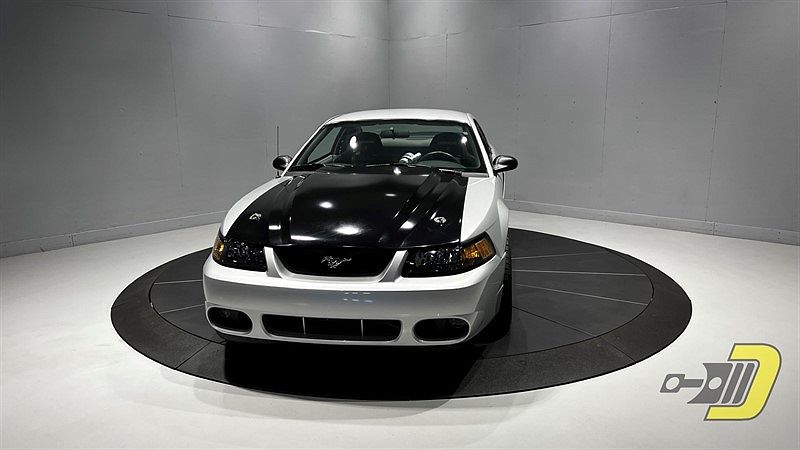 1999 Ford Mustang GT image 14