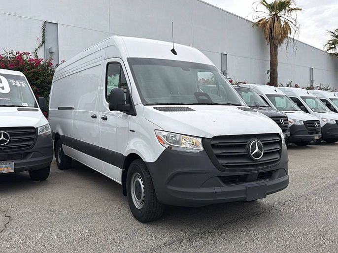 2025 Mercedes-Benz eSprinter