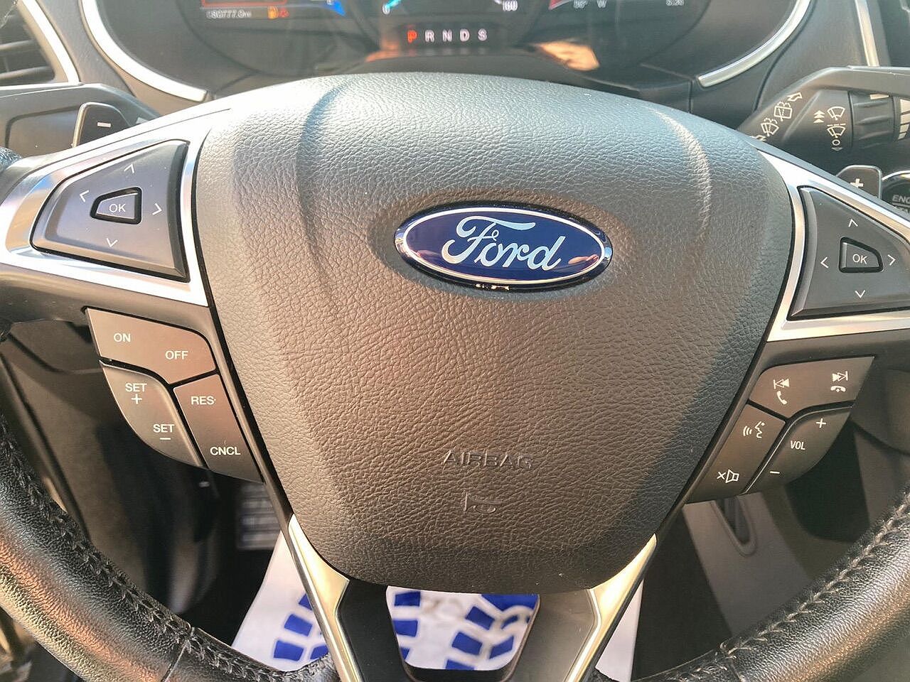 2017 Ford Edge Titanium image 21